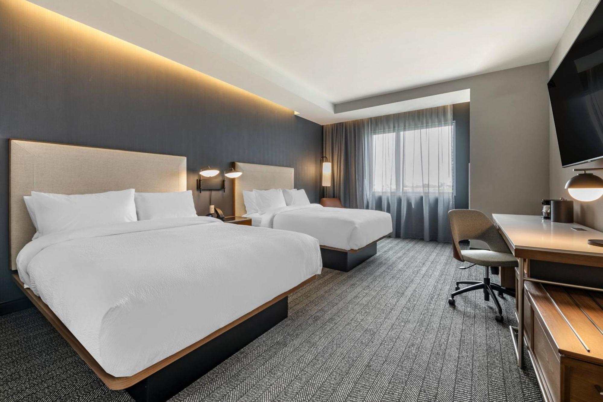 Courtyard By Marriott Fort Lauderdale Downtown エクステリア 写真
